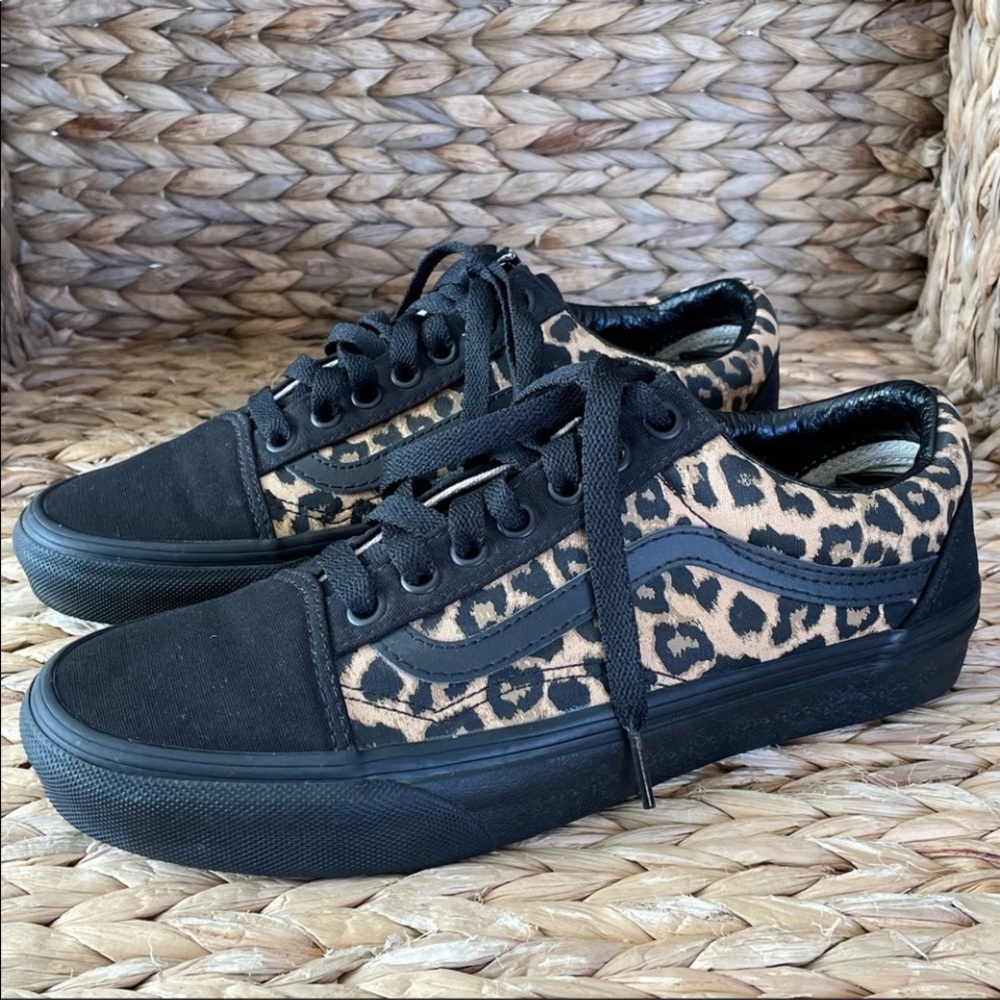 Vans Leopard Animal Print Sneakers - Picture 1 of 8